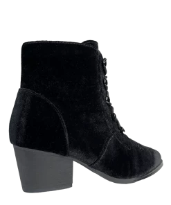 Y R U AURA - BLACK VELVET