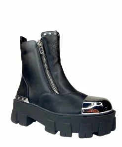 FAN ALL FLAMES BLADE BOOT